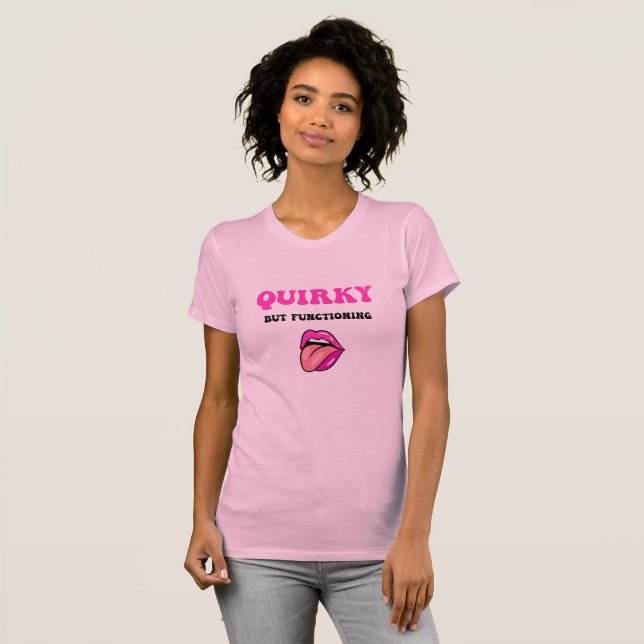 Camiseta Raro pero funcional (Anverso completo)