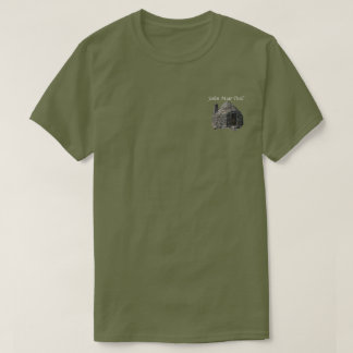 Camiseta Rastro de John Muir. Bolsillo de la choza de Muir