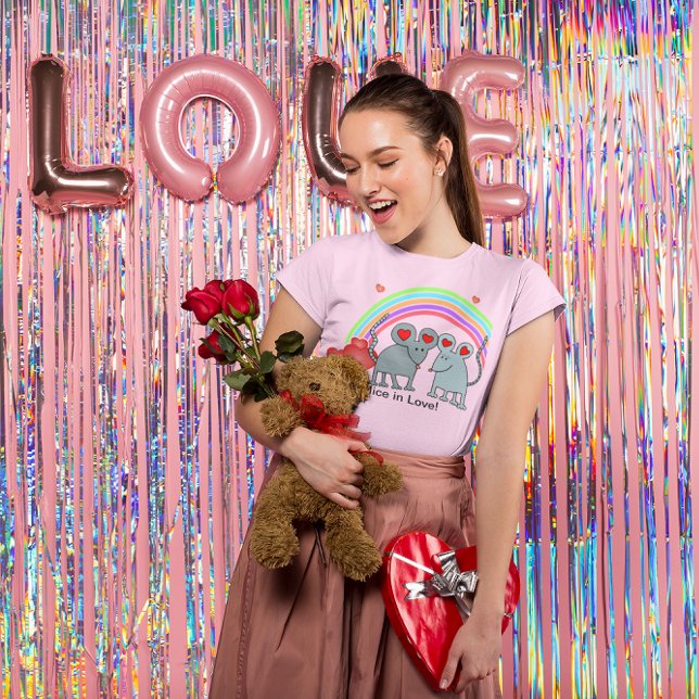 Camiseta Ratones en San Valentín de amor (Mice in Love Valentines Women's T-Shirt)