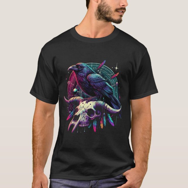 Camiseta Raven en un cráneo, gótico (Anverso)