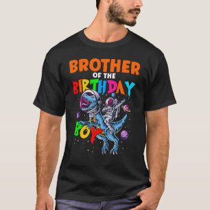 Camiseta Rawr Brother Of The Birthday Boy Astronaut Riding