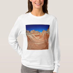Camiseta Rayas rojas, beige y amarillas en el viento y