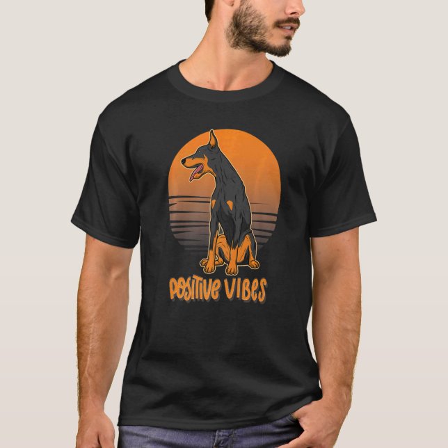 Camiseta Raza de perro Dobermann  91 (Anverso)