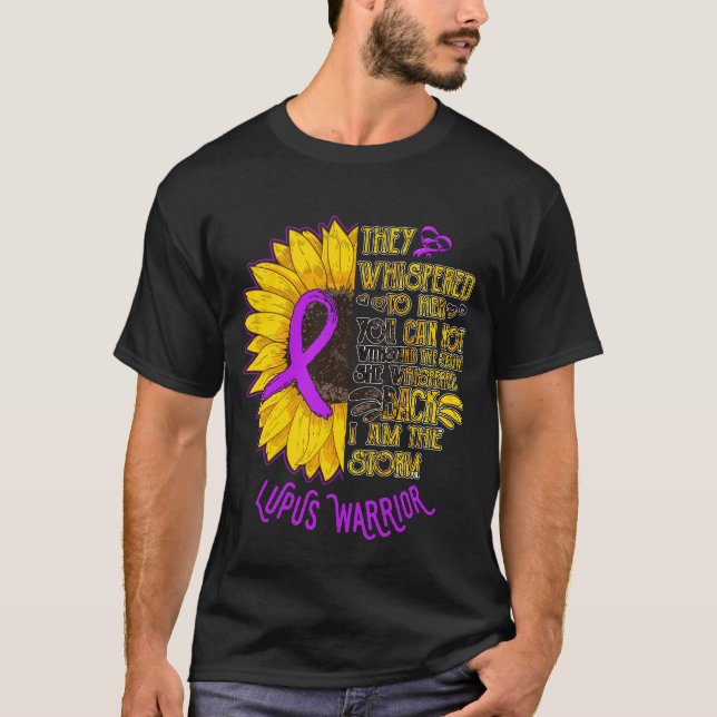 Camiseta RD le susurraron a su Lupus guerrero  (Anverso)