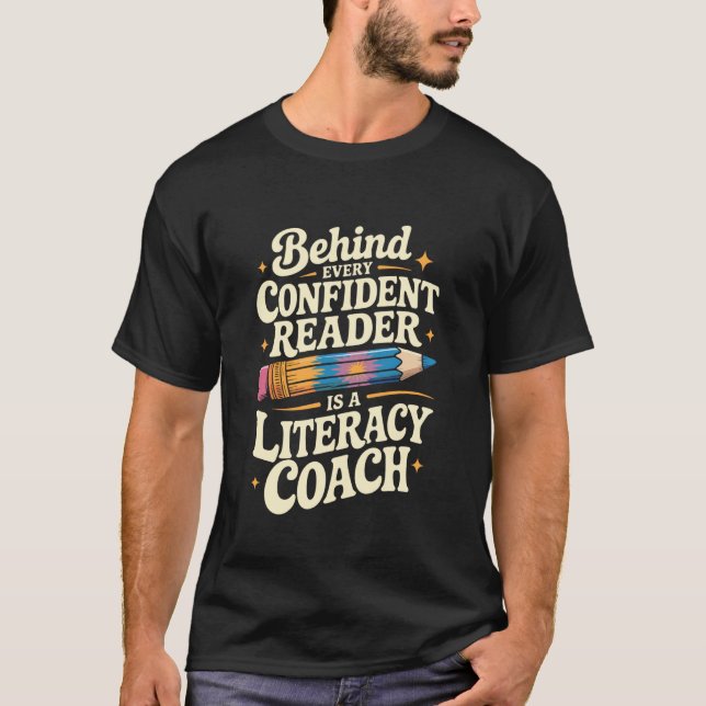 Camiseta Reading Teacher and Interventionist Designs Litera (Anverso)