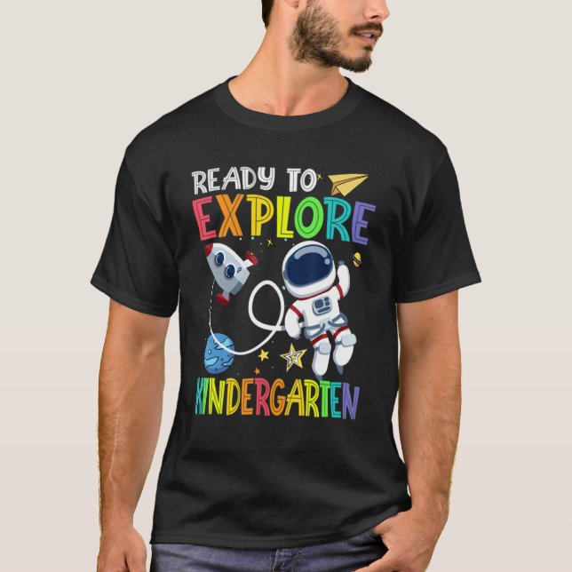 Camiseta Ready To Explore Kindergarten Grade Astronaut Back (Anverso)