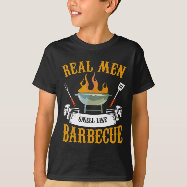 Camiseta Real Men Smell Like Byrbecue Bbq Grilling Grill Co (Anverso)