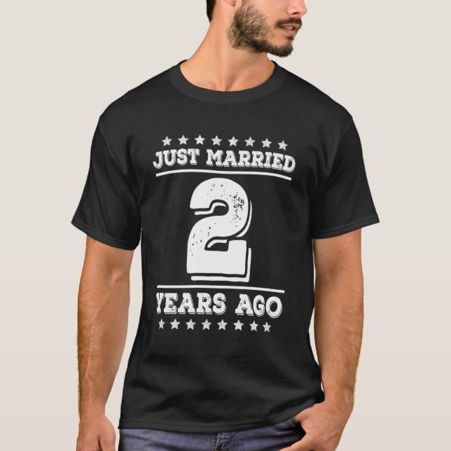 Camiseta Recién Casado Hace 2 Años, Segundo Aniversario Bod (Anverso)