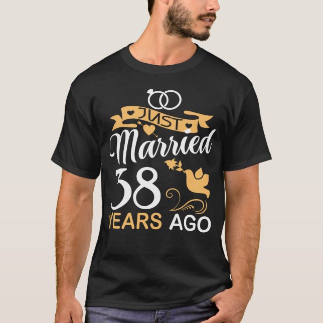 Camiseta Recién casado hace 38 años. 38 aniversario Boda (Anverso)