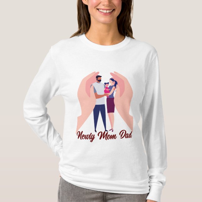 CAMISETA RECIÉN MOM DAD (Anverso)