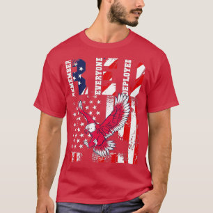 Camiseta Recuerde a todos los veteranos desplegados Viernes