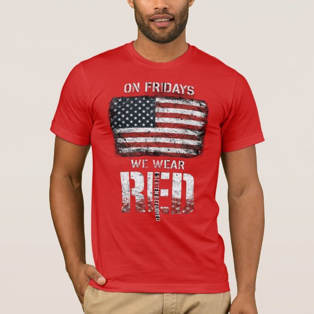 Camiseta RED Friday: Remember Everyone Deployed (Anverso)