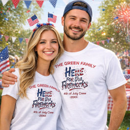 Camiseta Red White Blue Fireworks 4th of July Family Crew 