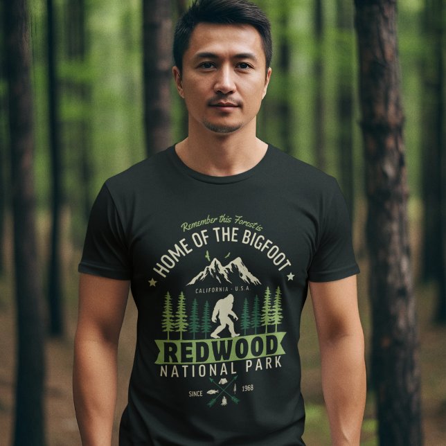 Camiseta Redwood National Park Home of the Bigfoot (Subido por el creador)