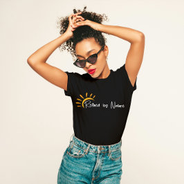 Camiseta "Refinado por la naturaleza" Minimalista