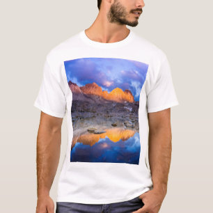 Camiseta Reflejo de montaña, California