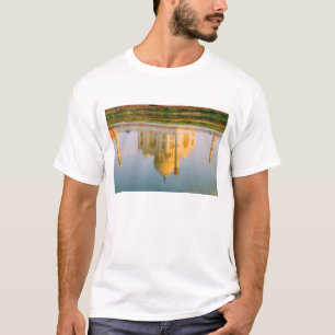 Camiseta Reflejo del famoso templo Taj Mahal en