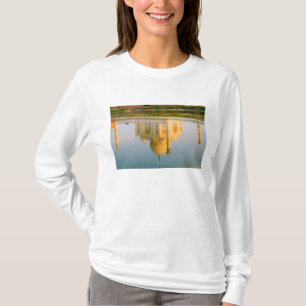 Camiseta Reflejo del famoso templo Taj Mahal en