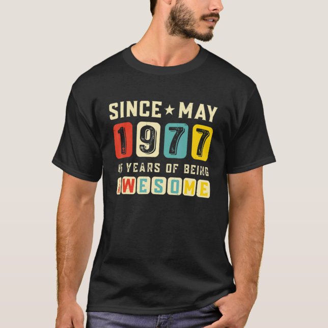 Camiseta Regalo De Cumpleaños Retro 45 Increíble Desde Mayo (Anverso)