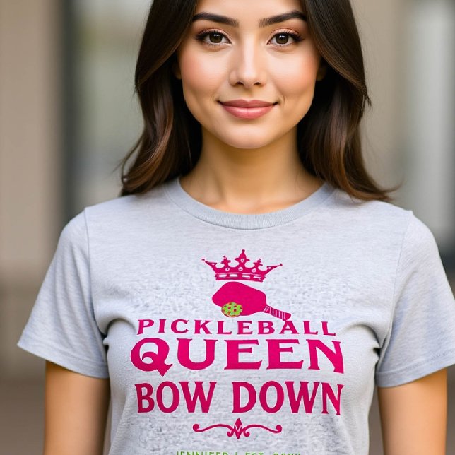 Camiseta Regalo personalizado de la reina de las pelotas de (pickleball gift for her funny tshirt women birthday christmas club mom friend personalized pink)