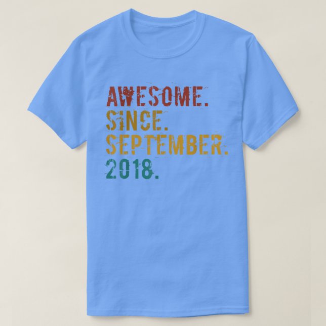Camiseta Regalos de 4 años sorprendentes desde septiembre d (Diseño del anverso)