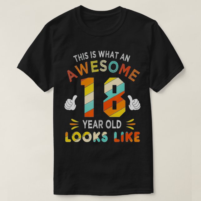 Camiseta Regalos de cumpleaños por 18 años sorprendentes (Diseño del anverso)