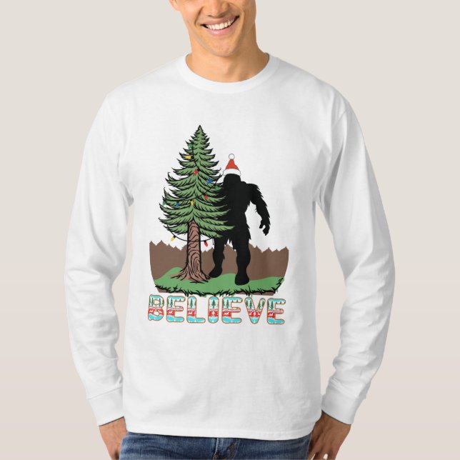 Camiseta Regalos De Navidades De Pie Grande Para | Believe  (Anverso)