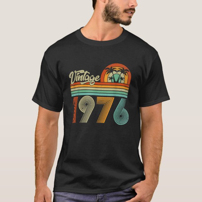 Camiseta Regalos hechos en 1976 50 años de edad nacidos en  (Anverso)