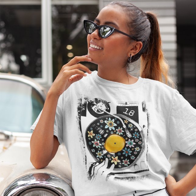 Camiseta Registro de Vinilo de Personalizado de Cumpleaños  (Subido por el creador)