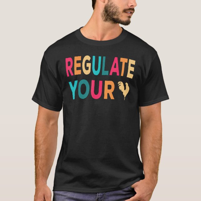 Camiseta Regular tu atardecer retro de gallo de pollo (Anverso)