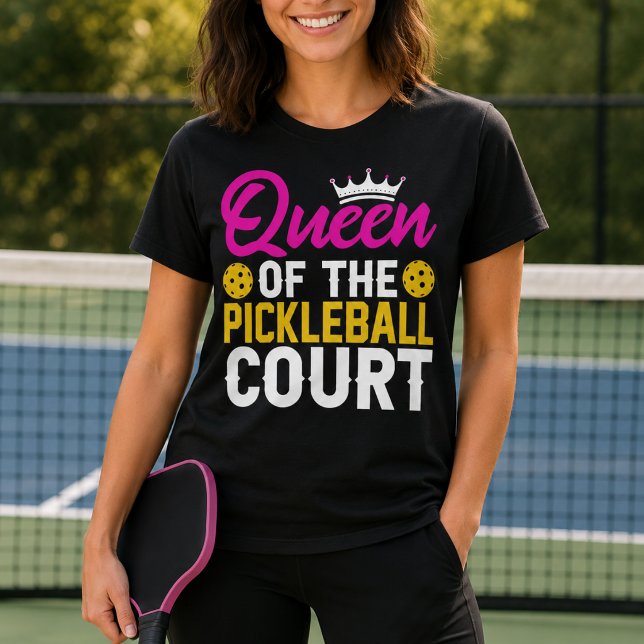 Camiseta Reina Divertida de la Cancha de Pickleball (See the collection for other coordinating and personalized items)
