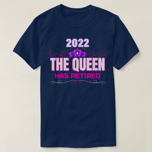 Camiseta Reina retirada 2022 Graciosa jubilación de abuela  (Diseño del anverso)