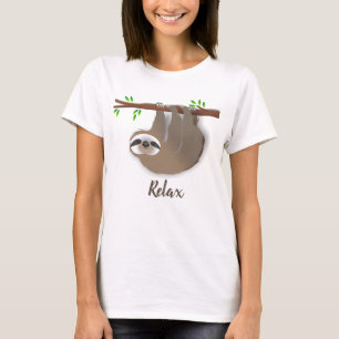 Camiseta Relájese en la loza colgada en la rama del árbol
