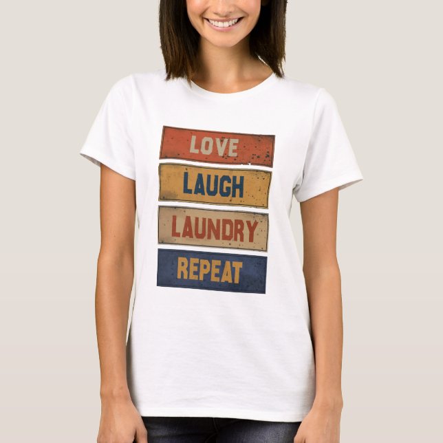 Camiseta Repetición de la lavandería de Love Laury (Anverso)