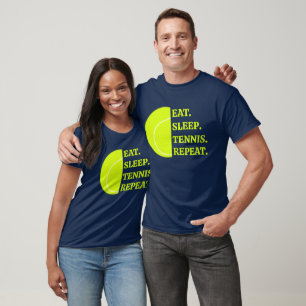 Camiseta Repetición de sueño de descanso   Tenis divertida