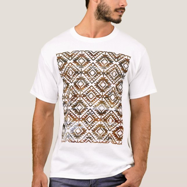 Camiseta Repetición geométrica, fondo texturizado (Anverso)