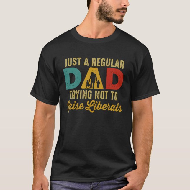 Camiseta Republicano Solo Un Papá Regular Tratando De No Cr (Anverso)