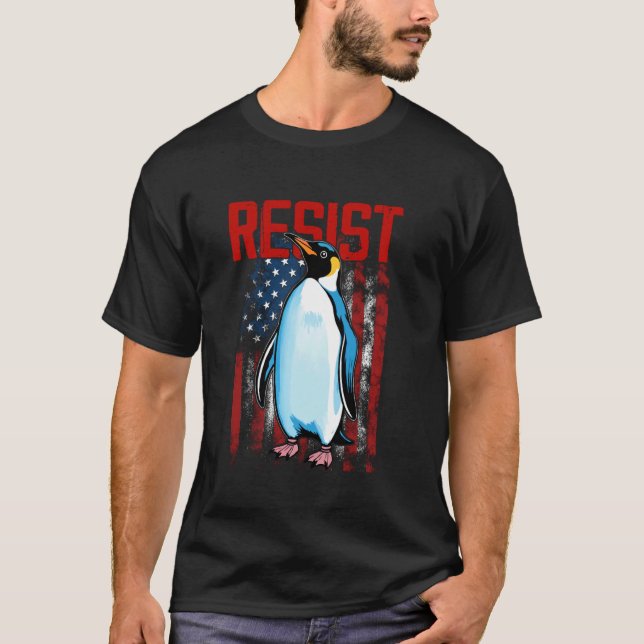 Camiseta RESIST PENGUIN Resistir Activismo de Ping (Anverso)