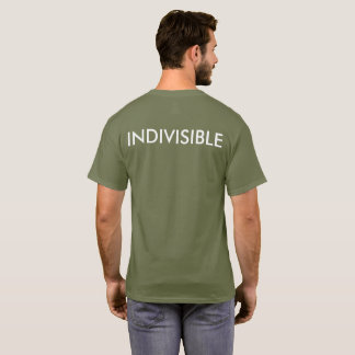 Camiseta Resista (frente) y T (trasero) indivisible