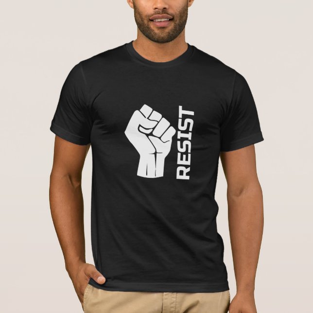 Camiseta Resistir con puño - en blanco 0002 (Anverso)