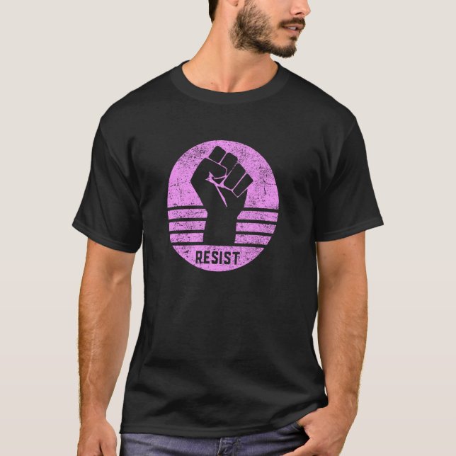 Camiseta Resistir la protesta Puño Rojo Círculo Molesto (Anverso)