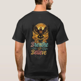 Camiseta "Respira y crea" tatuaje de águila dorada