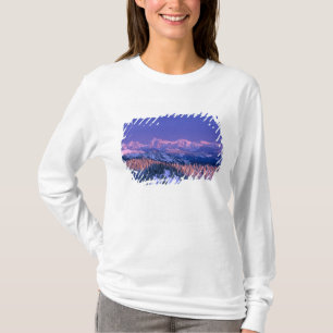 Camiseta Resplandor alpino golpea las cimas del glaciar