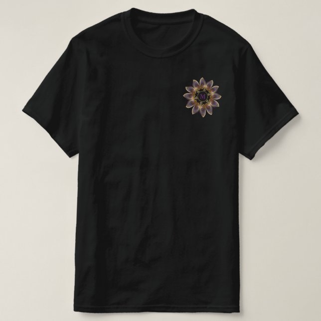 Camiseta Resumen Angel Wings Mandala Fractal Monograma (Diseño del anverso)