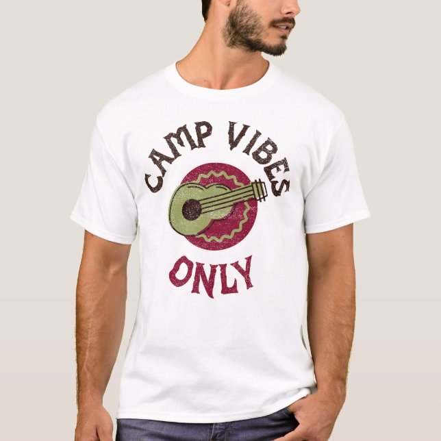 Camiseta Retiro de Camping Vibraciones de Campamento (Anverso)