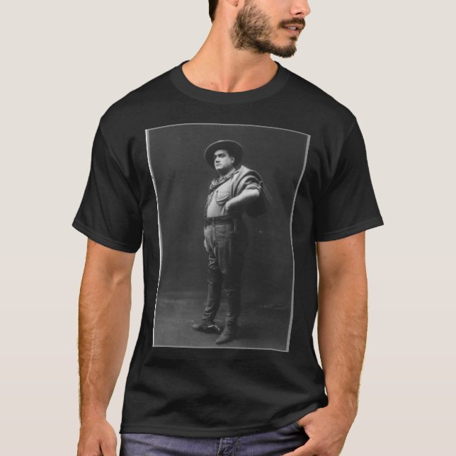 Camiseta Retrato lleno del cuerpo de Enrique Caruso. (Anverso)
