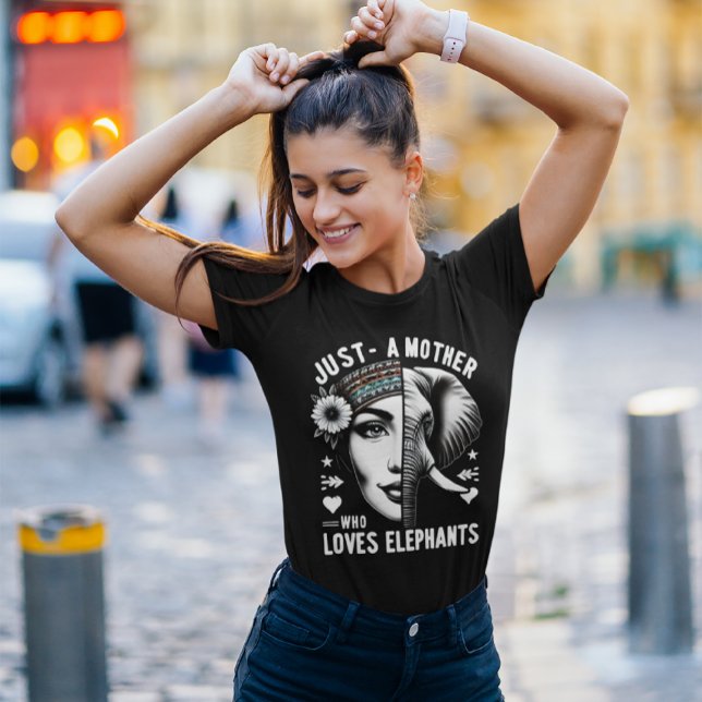 Camiseta Retrato majestuoso de elefante-armonía humana (Subido por el creador)