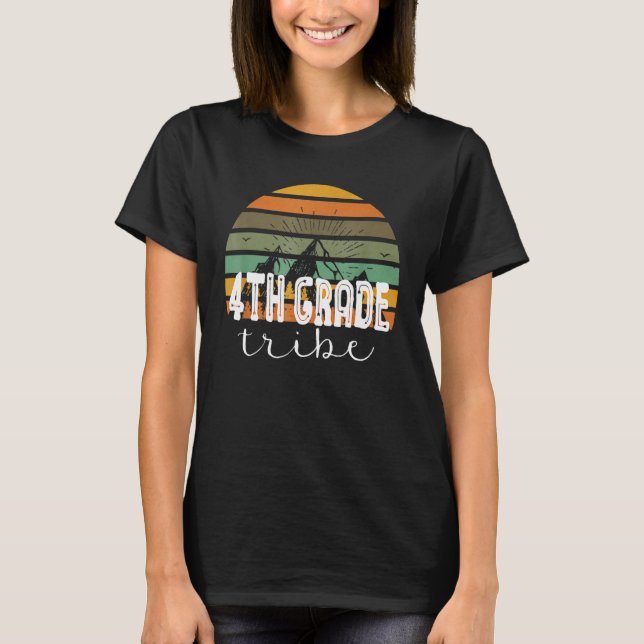 Camiseta Retro 4th Grade Tribe Fourth Grade Back To School  (Anverso)