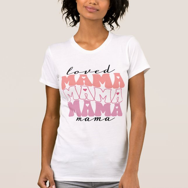 Camiseta Retro Amaba A La Mamá Con El Corazón (Anverso)