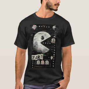 Camiseta Retro Arcade Chase: Pixel Ghost Mayhem